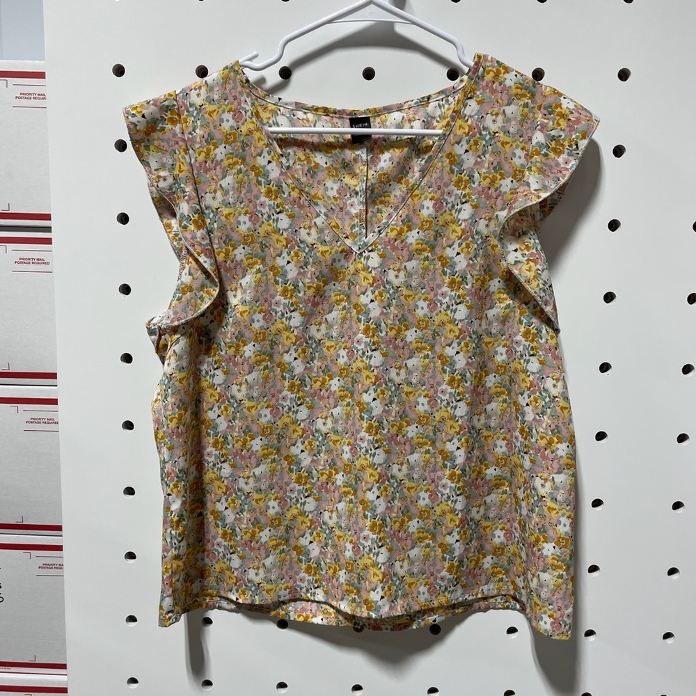 SHEIN Floral Blouse - Multicolor